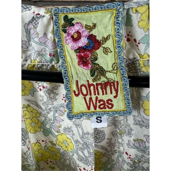Johnny Was Silk floral blouse - Picture 2 of 6